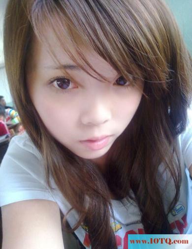 H杯美女模特赵梓茜全裸流出，这样的巨乳男人怎