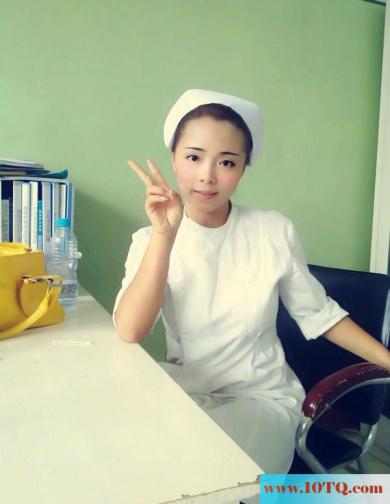 H杯美女模特赵梓茜全裸流出，这样的巨乳男人怎