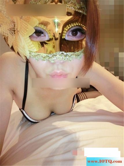 娇妻的天然白虎屄(11P)