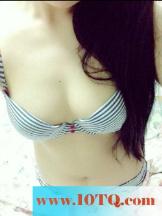 寂寞妹子袒胸露乳雪白一片(12P)