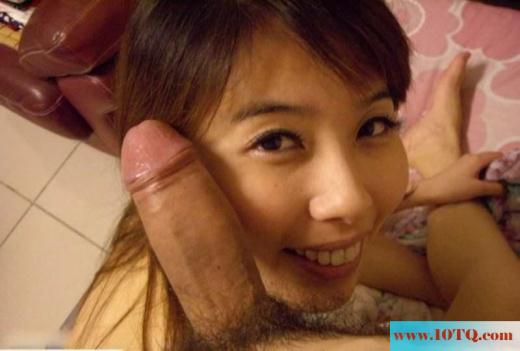 女友的骚穴就是爽(15P)