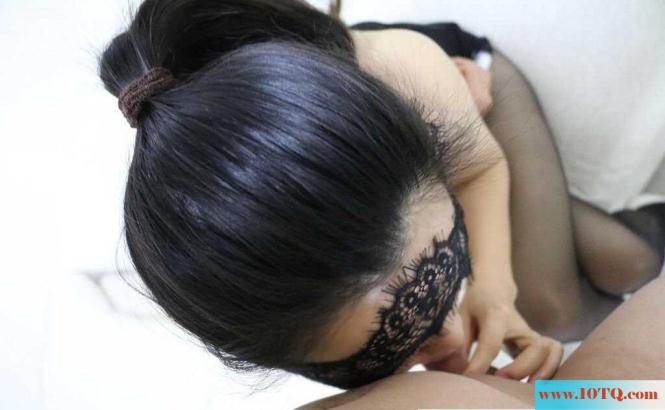 情人露脸掰逼给你看(24P)
