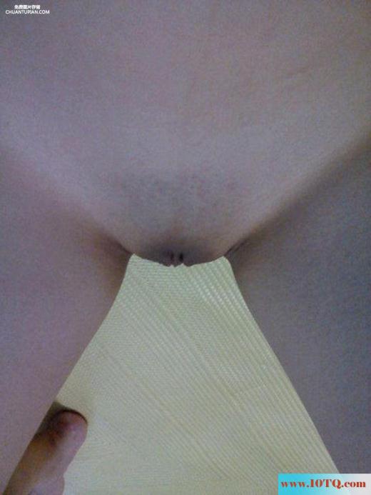 开门竟然看到女友掰穴等我好感动(12P)