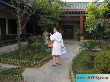 泡了温泉再来一挑三(17P)