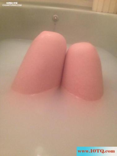 乳头内陷的姑娘，看着有点难受(13P)