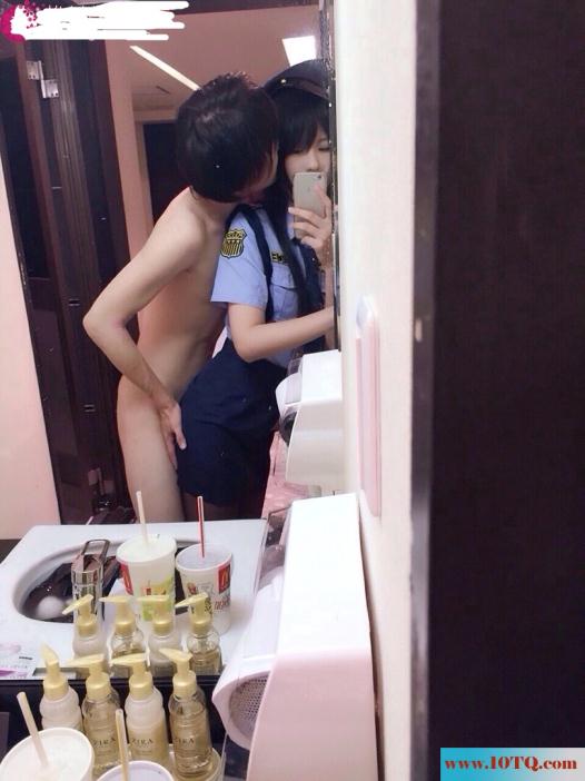 现在的年轻小情侣真会玩(12P)