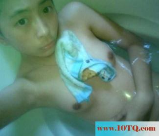 小妹妹的BB好嫩哦(10P)