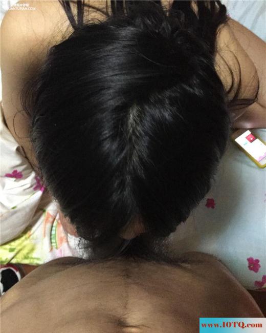 新交往的大四小女友很是听我的话(12P)