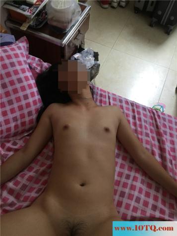 性欲望很强的女友每天至少三炮(11P)