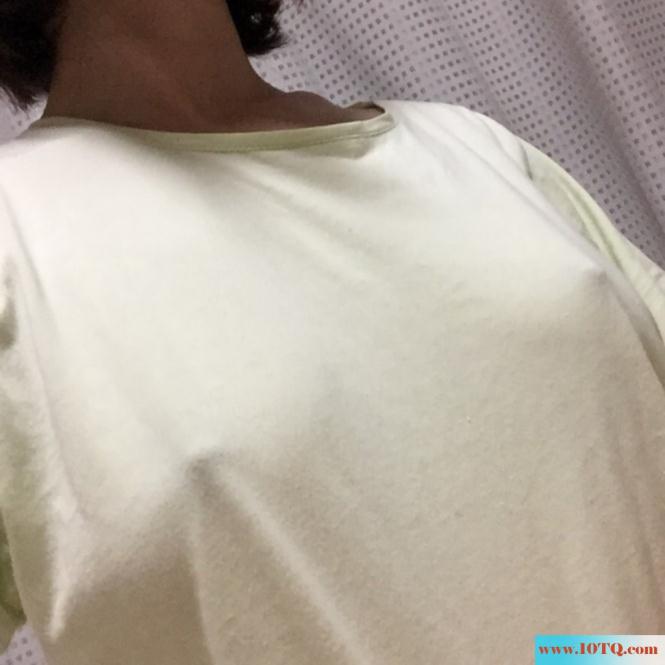 太成熟了太骚了大咪咪和乳头，看了都忍不住想