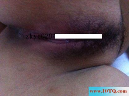 找两个美女玩双飞(16P)