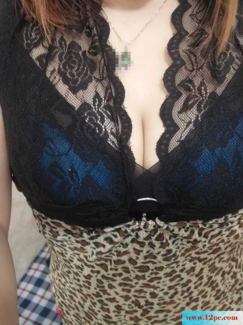 陌陌约的功夫好的熟女-穿着豹纹渔网袜诱惑我