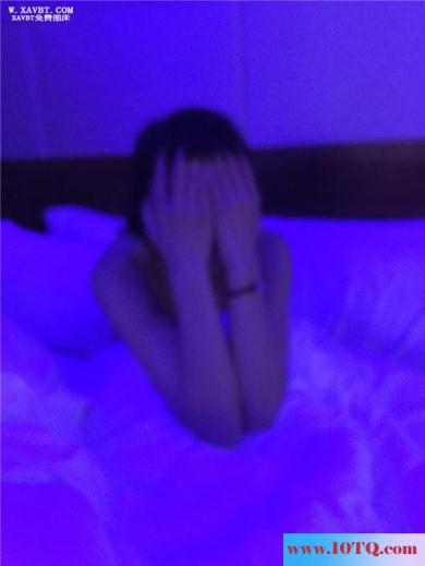 与已婚女同事在高级酒店一夜激情(15P)