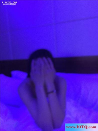 与已婚女同事在高级酒店一夜激情(15P)