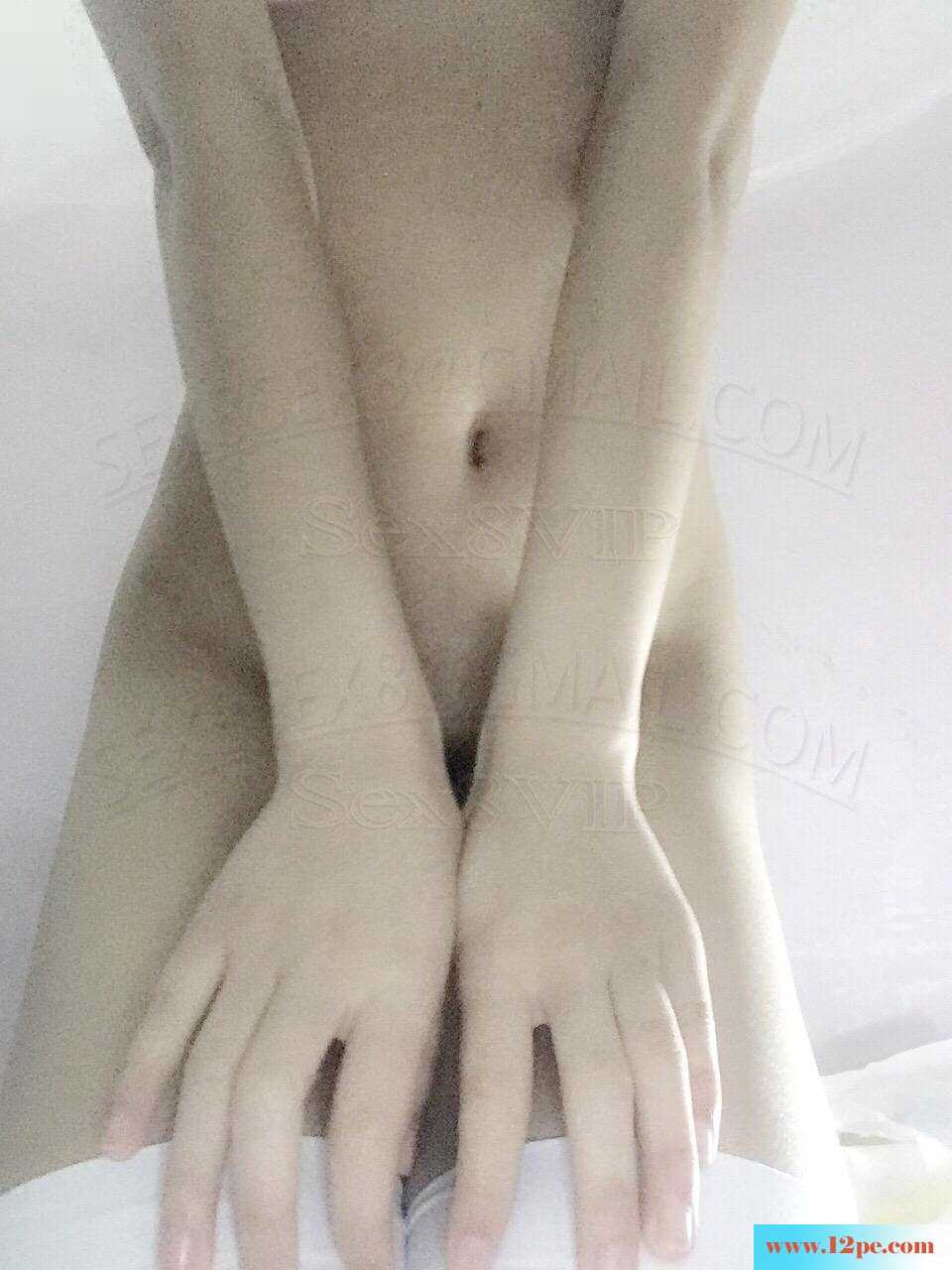 白色过膝袜配上异物插入做前戏(30P)