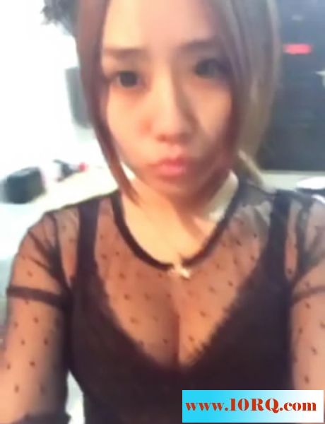 06-25洗澡了性感美女14p