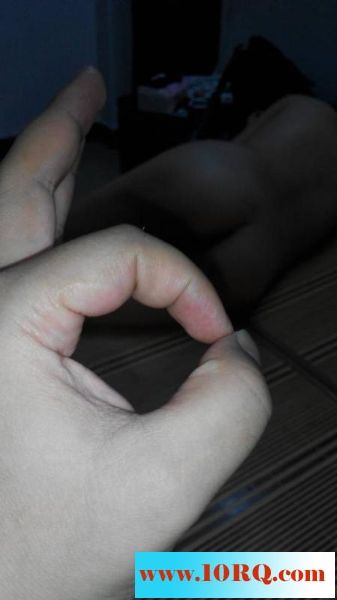 06-30分享女友的小穴。15P