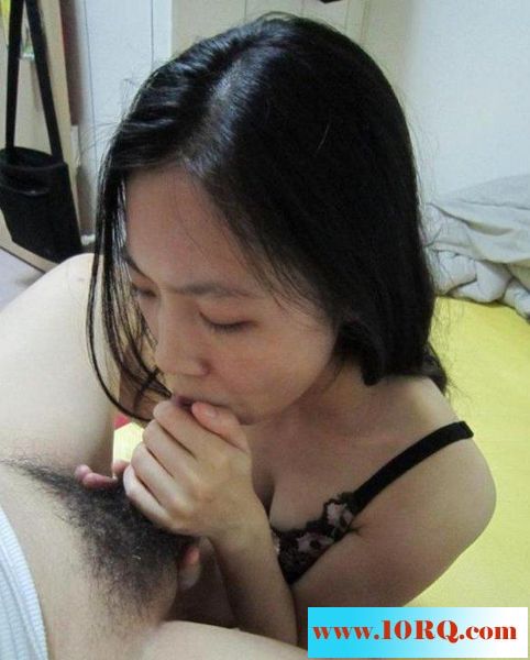 07-01前女友身材挺不错，舔鸡巴真是舒服刺激！