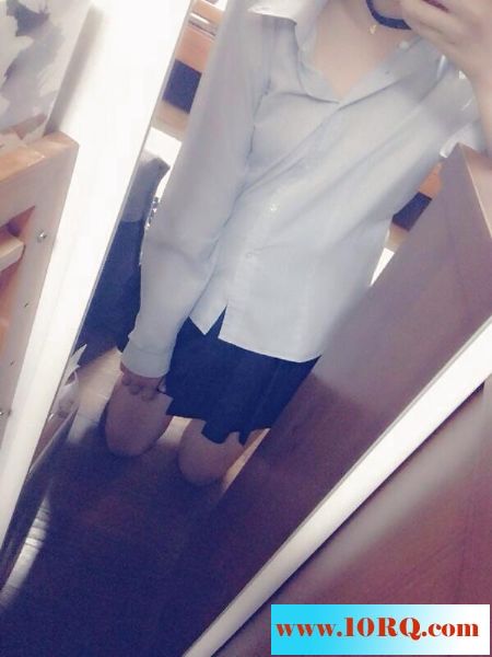 07-15大壹的新生，娇滴滴的妹子逼逼冒水13P
