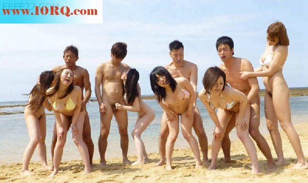 海滩12人大乱交！浪潮声中的群P极乐【17P】