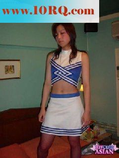 酒醉的黑丝巨乳嫩妹被骗到宾馆玩口活[16P]