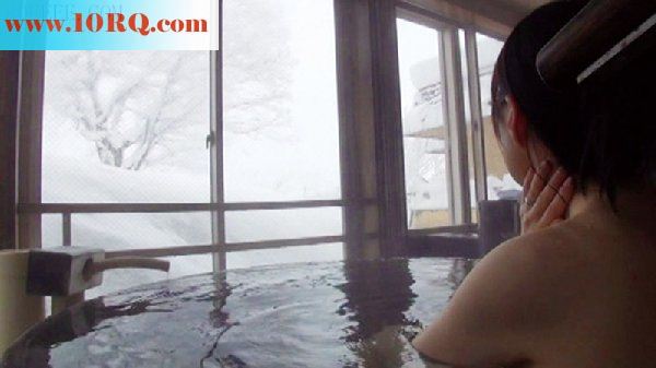 温泉浴室与人妻发生的激情太刺激啦[16P]