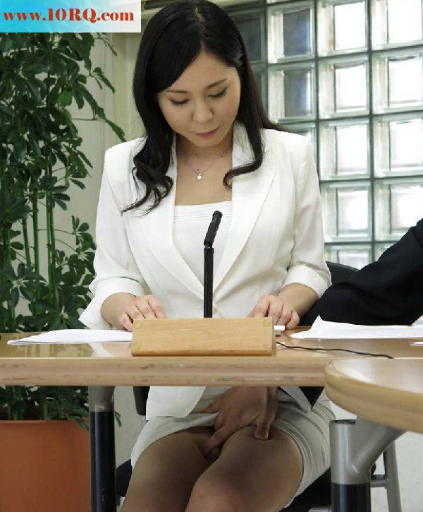 已经嫁人的人妻主播，也不被领导放过[7P]