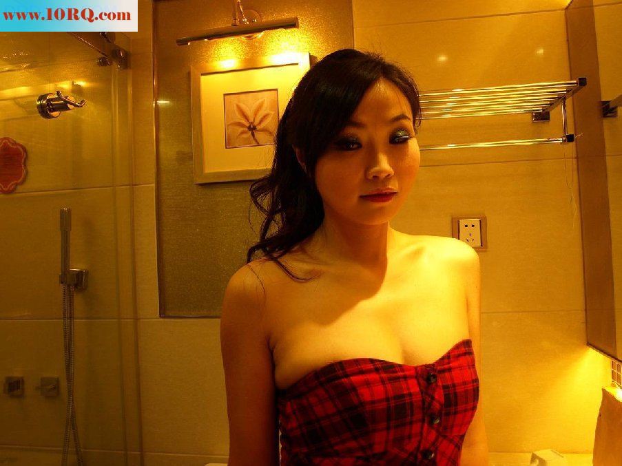 原图无水印大尺度精[10P]
