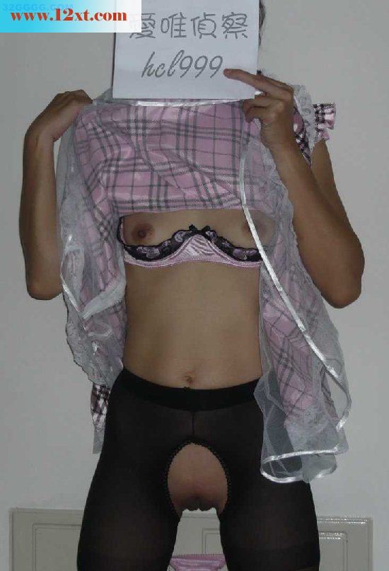 穿着新买的女僕装抠小穴[14P]