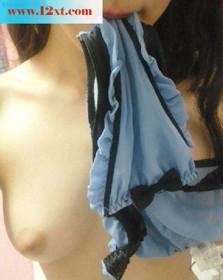 原来F奶正妹是操盛银行的[9P]