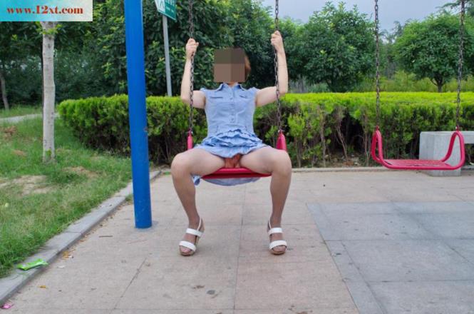 <!-- 标题采集开始 -->(户外休闲小区露出)~早上锻练身体记录真实的印<!-- 标题采集结束 -->