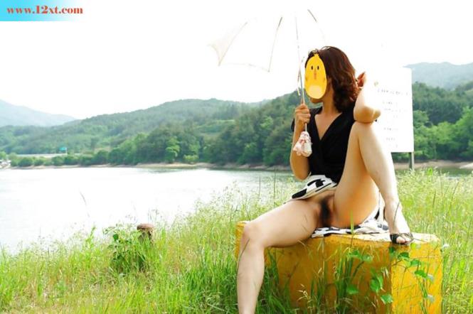 <!-- 标题采集开始 -->(野外露出)中午外面天气多好吖，让逼逼晒一下阳<!-- 标题采集结束 -->