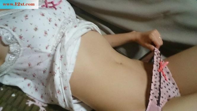 江南小女子，最忆是江南。。贫乳不性感，不喜