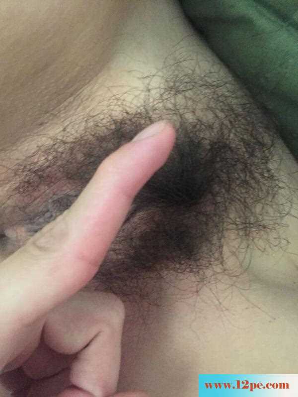 奶头都硬啦，你还看着干嘛？(16P)