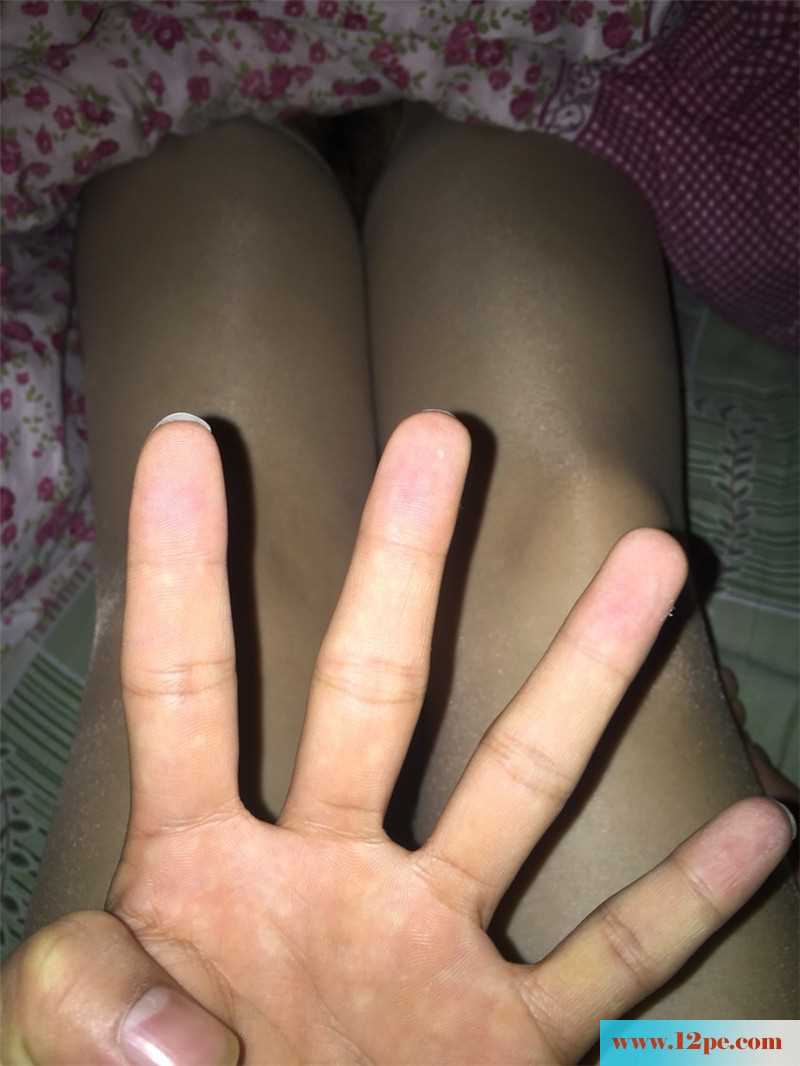 青岛小生与老相好激情四射，汗液与淫液结合(