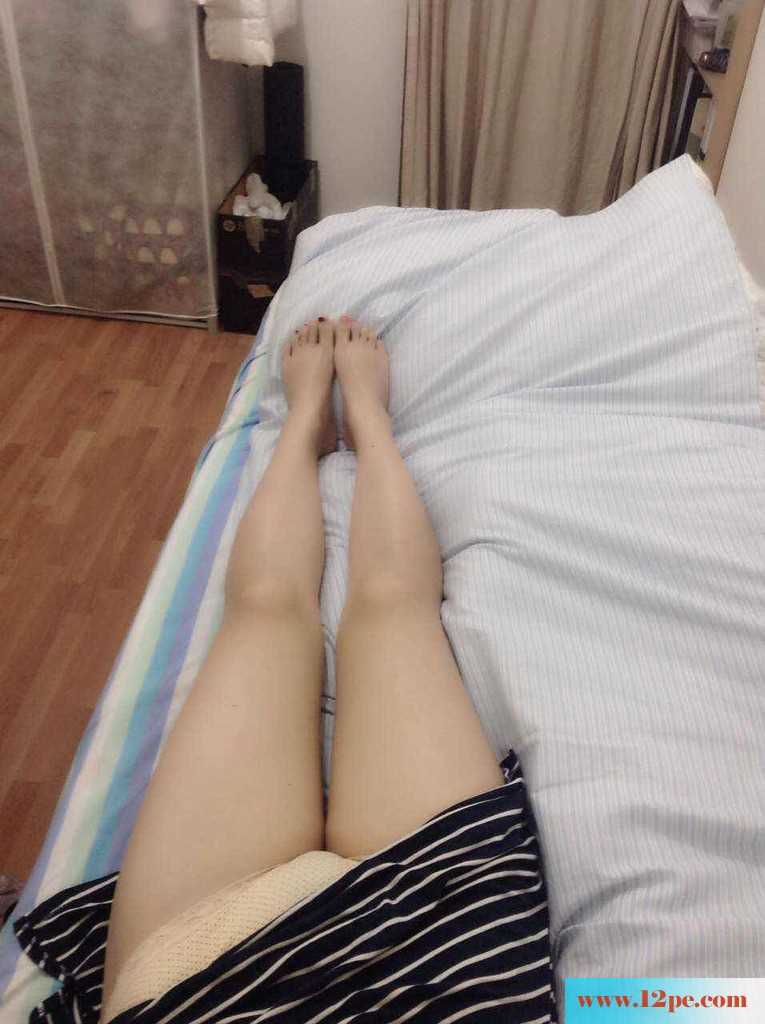骚货女友发自己的嫩逼还有菊花给我，勾引我操