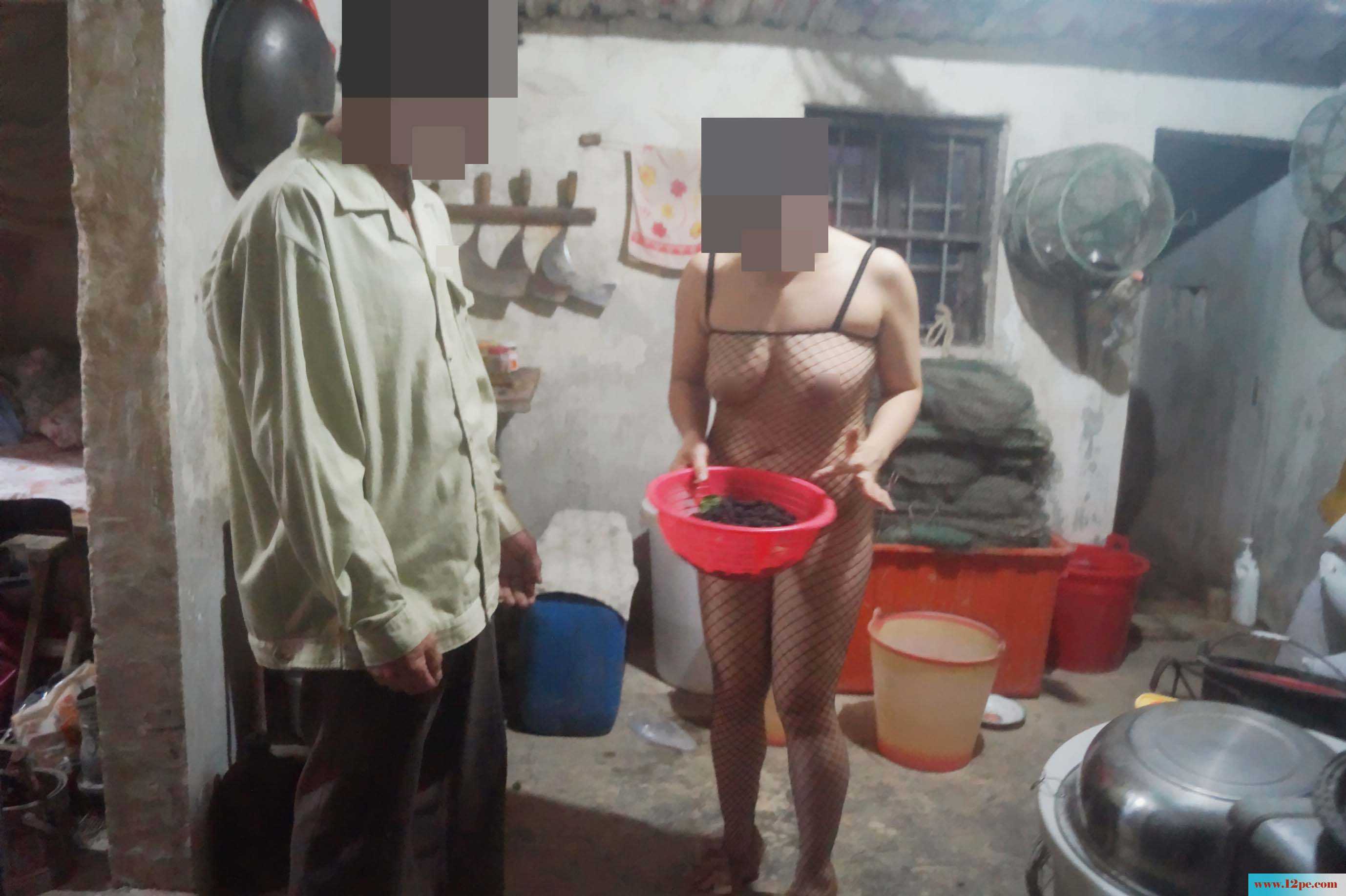 骚妻外拍：妇唱夫随摄天下之学打渔完善版(47P