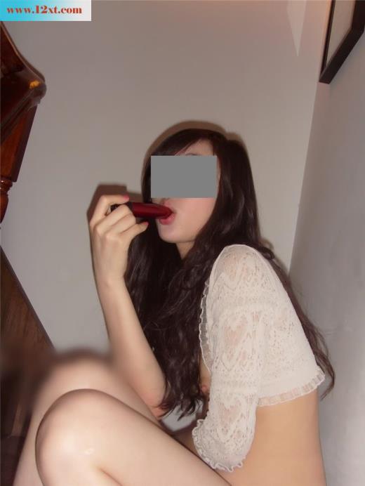 <!-- 标题采集开始 -->看看女仆的身材不错吧(14P)<!-- 标题采集结束 -->