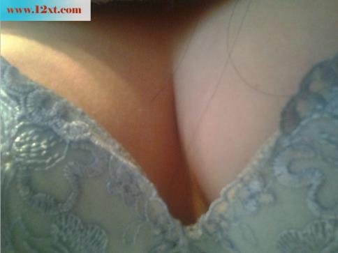 <!-- 标题采集开始 -->妹子果照，大家看看穴怎幺样。嫩不嫩(11P)<!-- 标题采集结束 -->