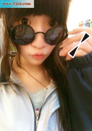 <!-- 标题采集开始 -->嫩嫩的大学学妹！风骚的很(14P)<!-- 标题采集结束 -->