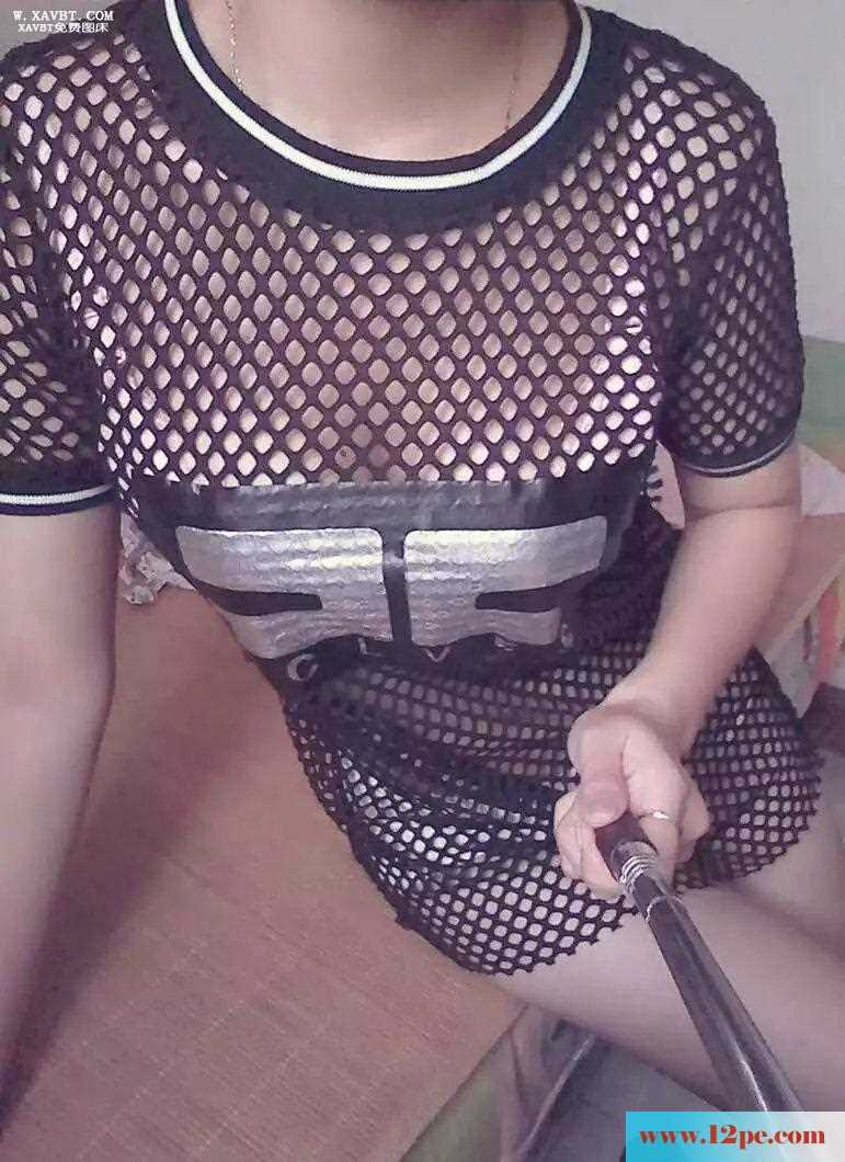 <!-- 标题采集开始 -->围爱出品第四发，妹子主动要我发小草。(13P)<!-- 标题采集结束 -->