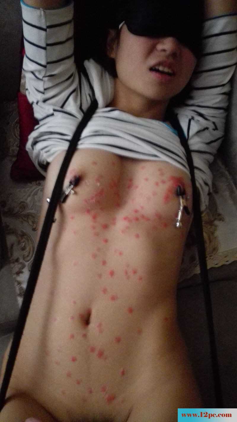 <!-- 标题采集开始 -->喜欢被虐的欲女，痛并快乐着-捆绑滴蜡(11P)<!-- 标题采集结束 -->