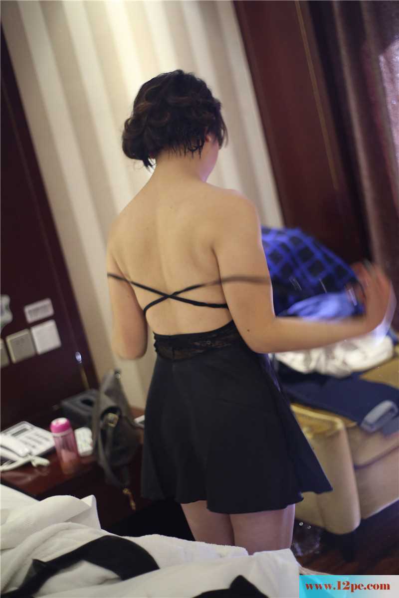 <!-- 标题采集开始 -->在匆忙中与挚友完成了3P人妻的作业，初次尝试望<!-- 标题采集结束 -->