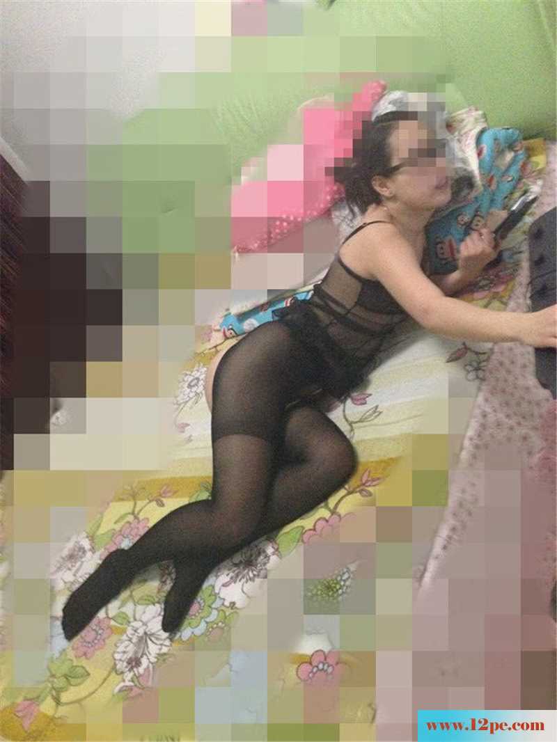 <!-- 标题采集开始 -->家有骚妻，期待换妻或3p(21P)<!-- 标题采集结束 -->