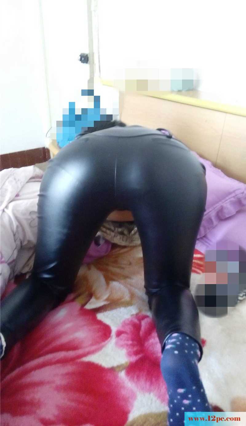 <!-- 标题采集开始 -->紧身皮裤女友口活儿很好(10P)<!-- 标题采集结束 -->
