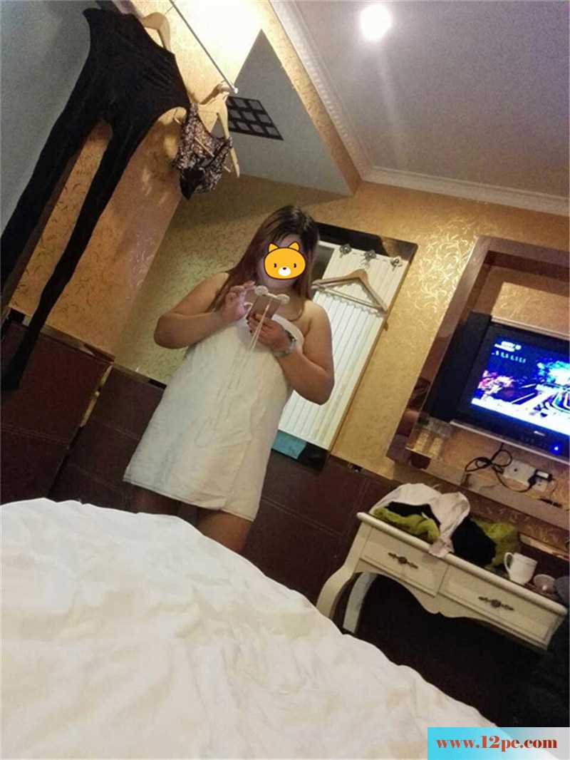 <!-- 标题采集开始 -->酒店偷会丰满人妻炮友(20P)<!-- 标题采集结束 -->