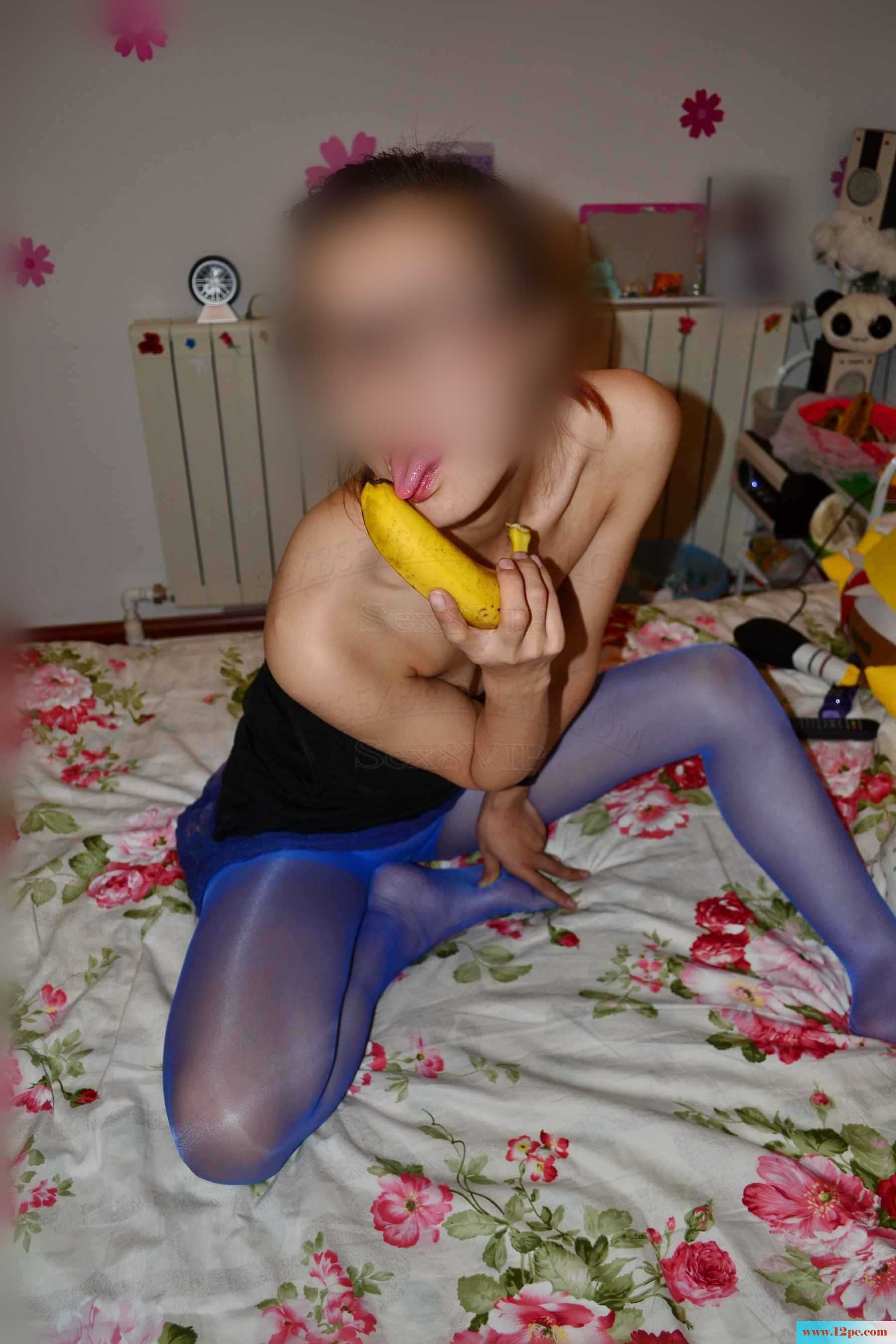 <!-- 标题采集开始 -->老婆吃香蕉蓝丝捆绑调教-(23P)<!-- 标题采集结束 -->