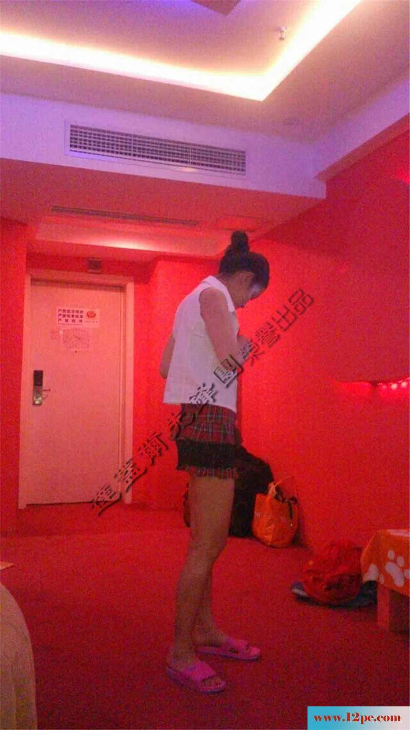 <!-- 标题采集开始 -->旅游时找了个陪游-服务真是到位(21P)<!-- 标题采集结束 -->