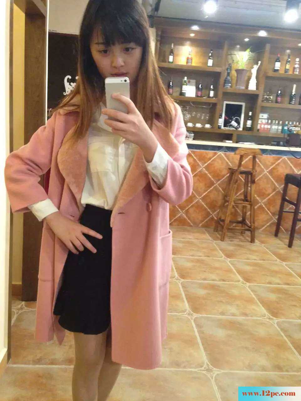 <!-- 标题采集开始 -->卖手机的美腿女友(27P)<!-- 标题采集结束 -->