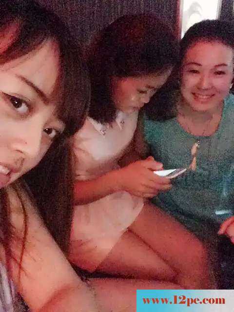 <!-- 标题采集开始 -->卖手机的美腿女友(27P)<!-- 标题采集结束 -->